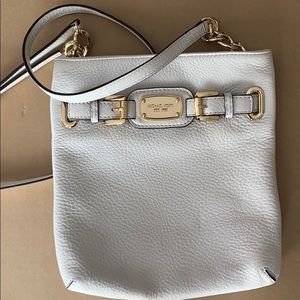 Michael Kors Crossbody. Almost new.